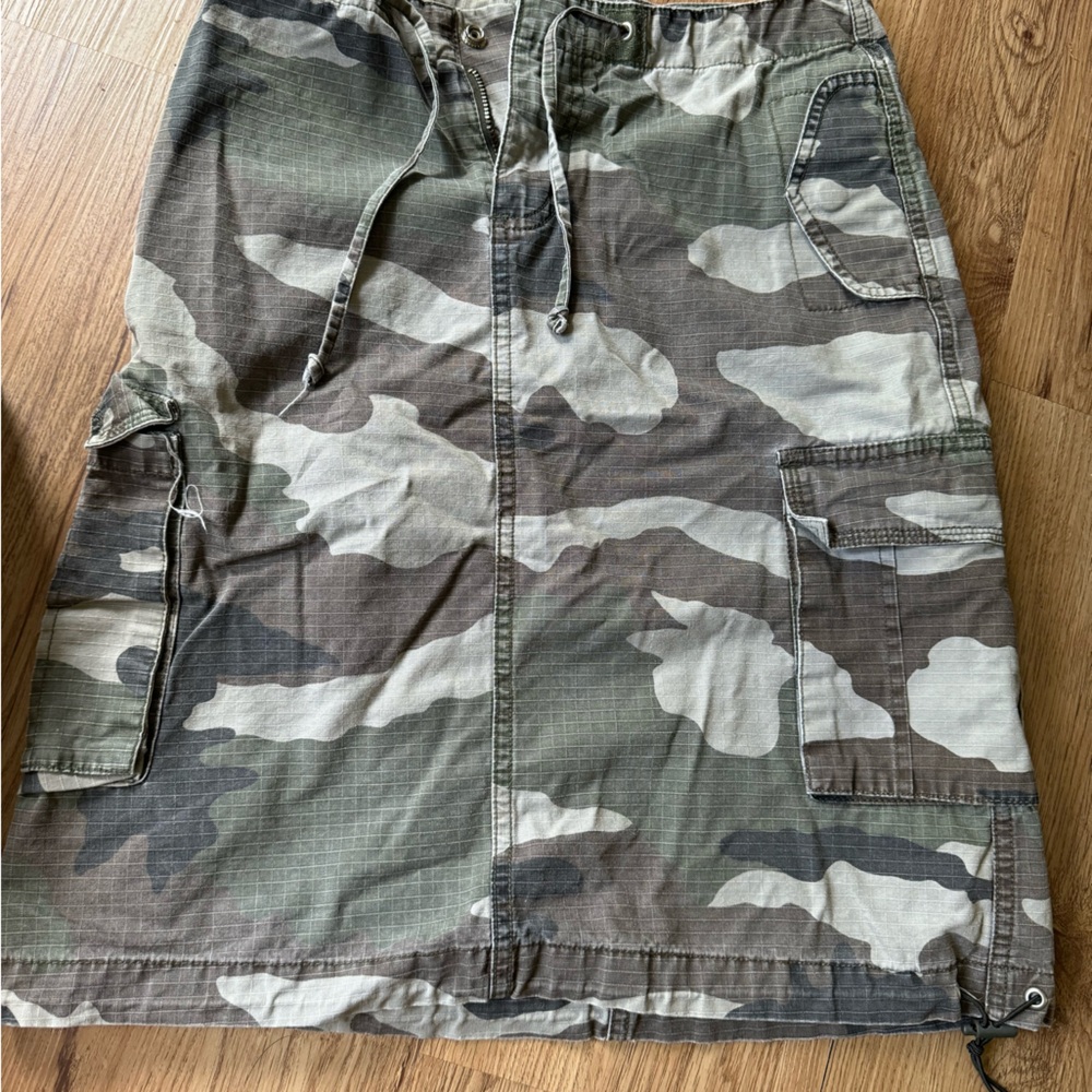Vintage y2k mossimo army cargo skirt 100% cotton